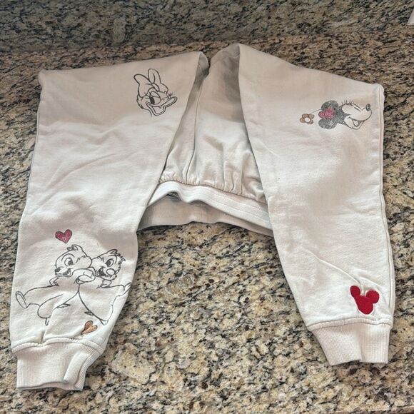 Disney Cream Jogger Sweat Pants with Mickey Mouse and friends Design kids 11/12 - Picture 12 of 15